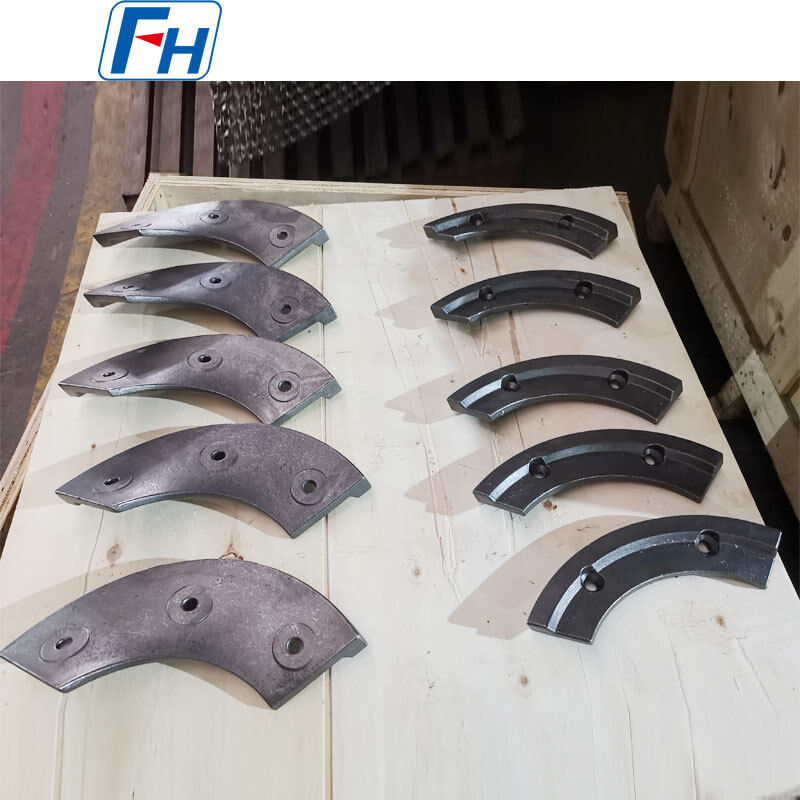 Las cuchillas del mezclador de hormigón industrial se desgastan.