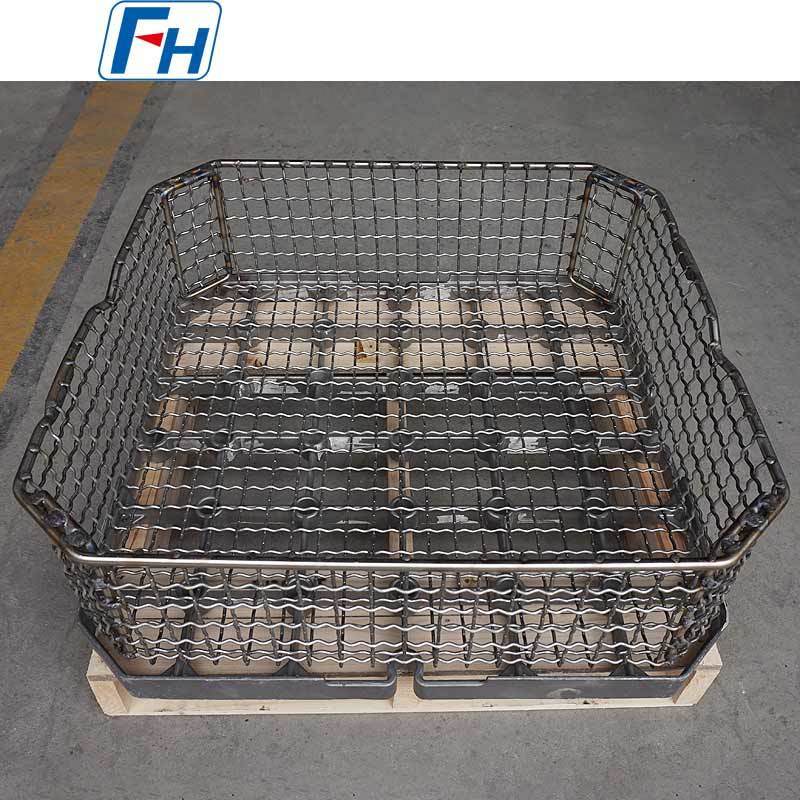 Industrial Wire Mesh Baskets for Vacuum, Atmosphere & Continuous Furnaces | FH®