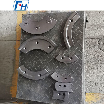 Verschleißbeständige Betonmischblätter Ni Hard Casting Iron Material passt mehrere Mischer
